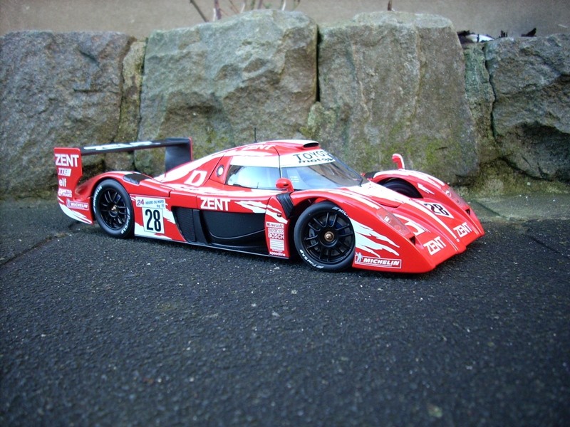 Toyota GT1 TS020 Le Mans'98 AUTOart 800x600 152kB 