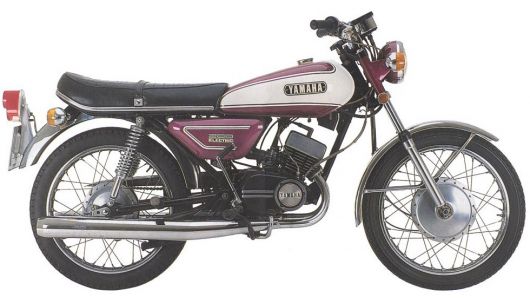 moto yamaha annee 1970